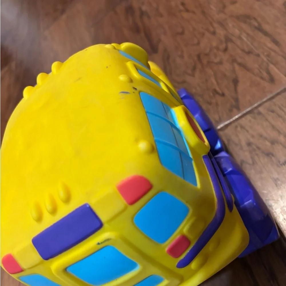Vintage Y2K Tonka Cushy Cruiser School Bus Toy (2003)